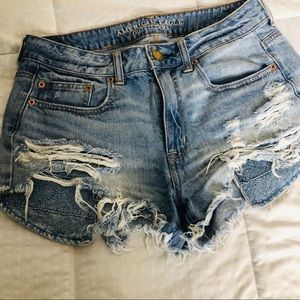 Americans Eagle ripped jeans